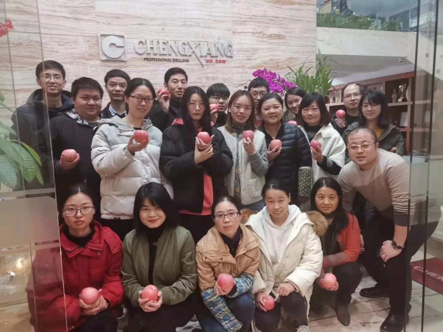 風勁帆滿圖新志，砥礪奮進正此時
